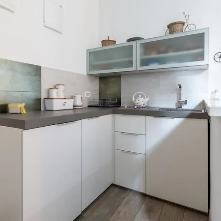 Deluxe Muse Apartament